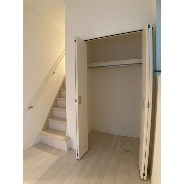 ア－クラヴィ－タの物件内観写真