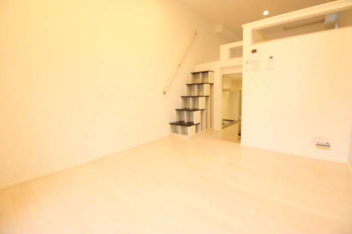 ハーモニーテラス靖国町の物件内観写真