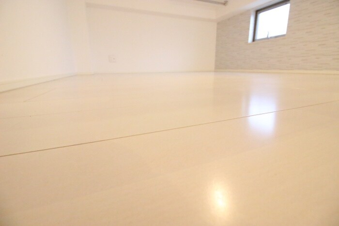 ハーモニーテラス靖国町の物件内観写真