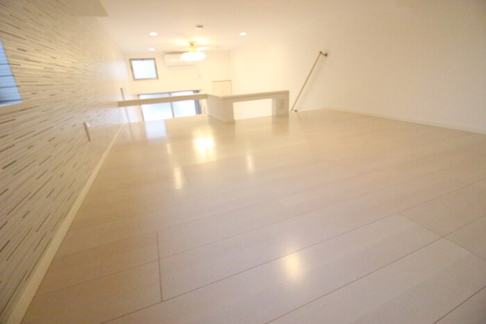 ハーモニーテラス靖国町の物件内観写真