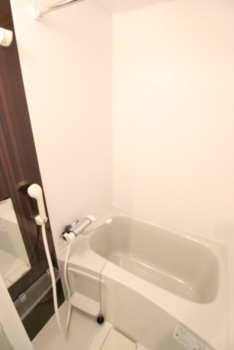 ハーモニーテラス靖国町の物件内観写真