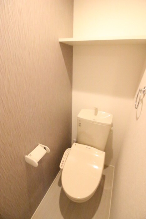 ハーモニーテラス靖国町の物件内観写真