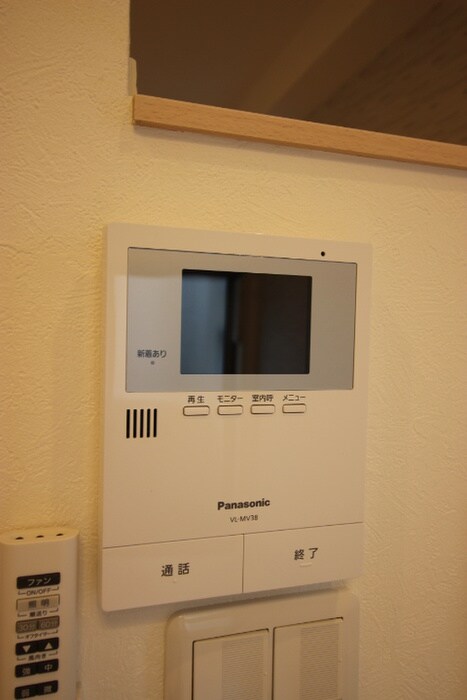 ハーモニーテラス靖国町の物件内観写真