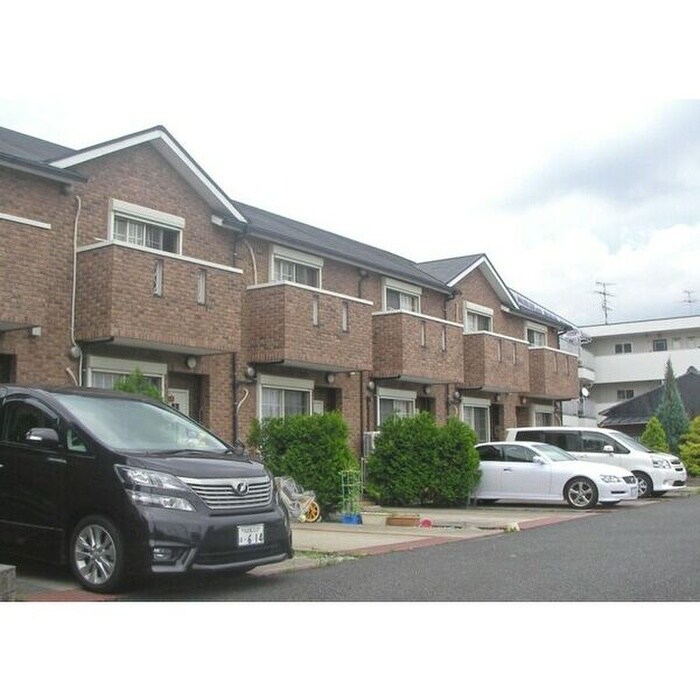 ヴィーライズ稲上の物件外観写真