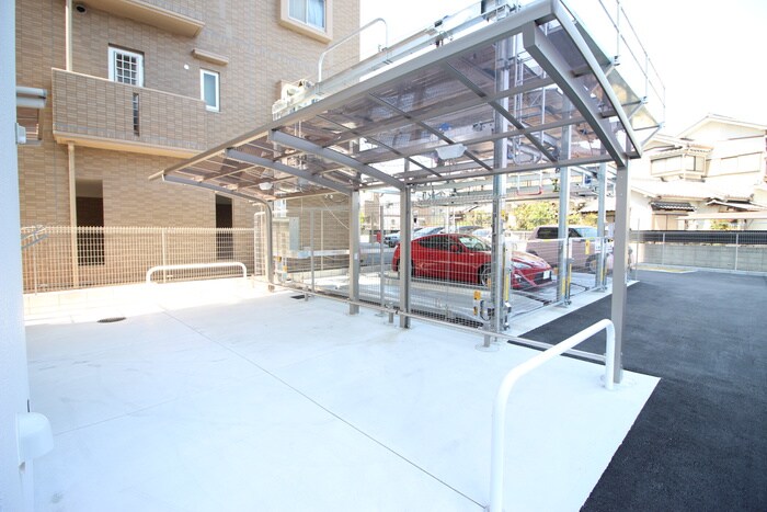 STUDIO KANAREBASHIの物件外観写真