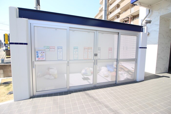 STUDIO KANAREBASHIの物件外観写真