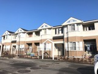 サンファ－レ里小牧の物件外観写真