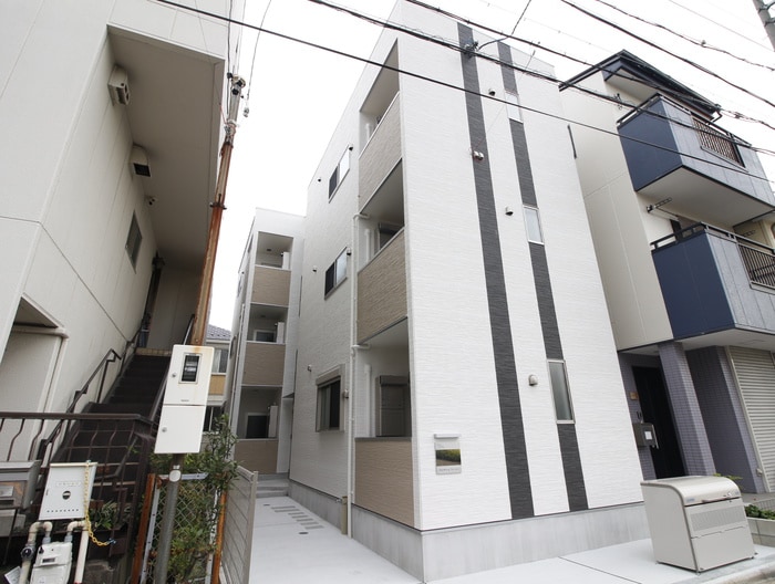 Camellia烏森の物件外観写真