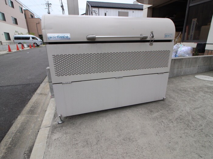 アミティエ・フレール神明町の物件外観写真