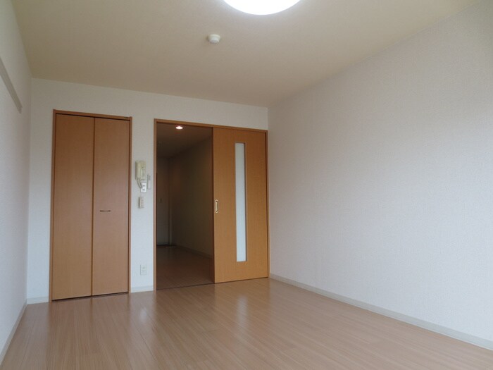 Ｓｕｎｎｙ　Ｃｏｕｒｔの物件内観写真