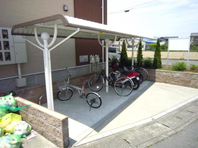 フィオ－レ・デ－アＢの物件外観写真