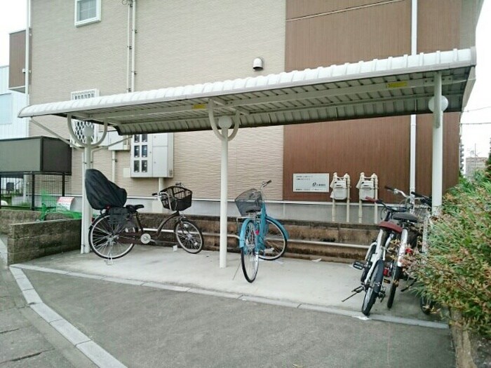 フィオ－レ・デ－アＢの物件外観写真