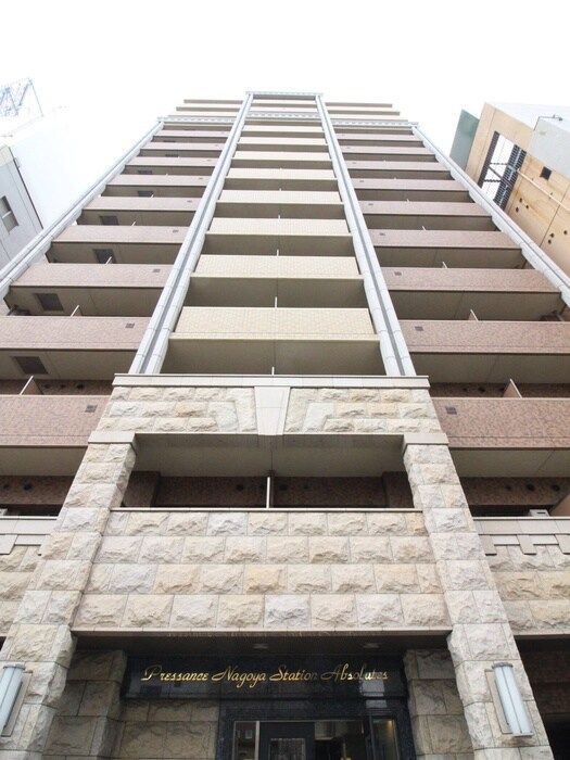 ﾌﾟﾚｻﾝｽ名古屋STATIONｱﾌﾞｿﾘｭｰﾄの物件外観写真