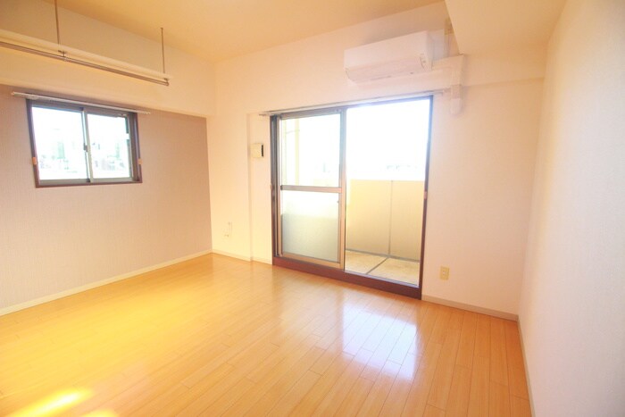 リバ－ジュの物件内観写真