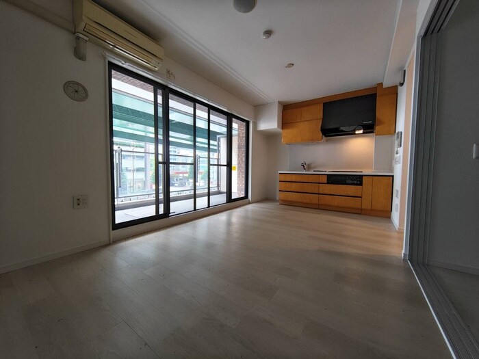 Ｒ－ＣＯＵＲＴ泉の物件内観写真