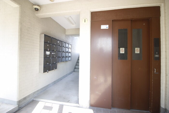 グランドステ－タス楠の物件外観写真