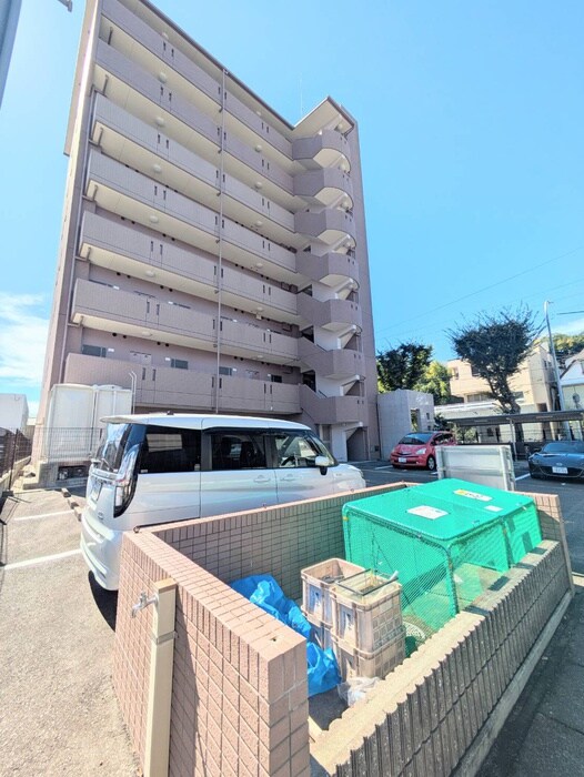 けやき通りの物件外観写真