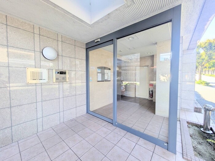 けやき通りの物件外観写真