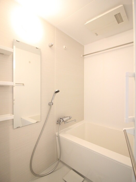 リシュドール名駅南の物件内観写真