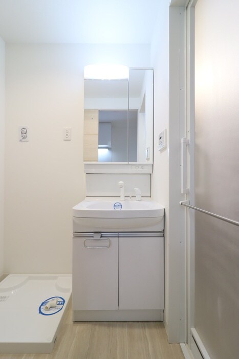 リシュドール名駅南の物件内観写真