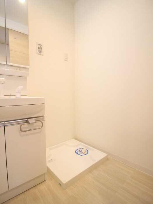 リシュドール名駅南の物件内観写真