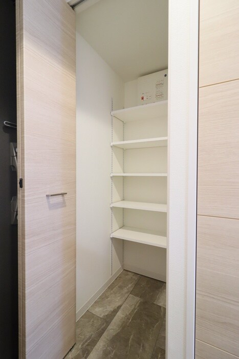 リシュドール名駅南の物件内観写真