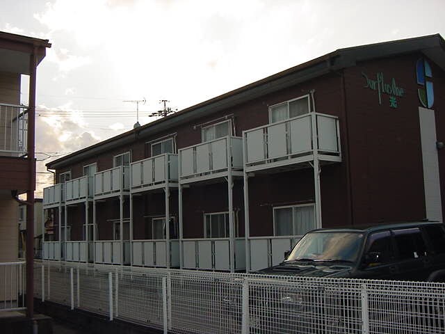 サ－プラスワン光の物件外観写真