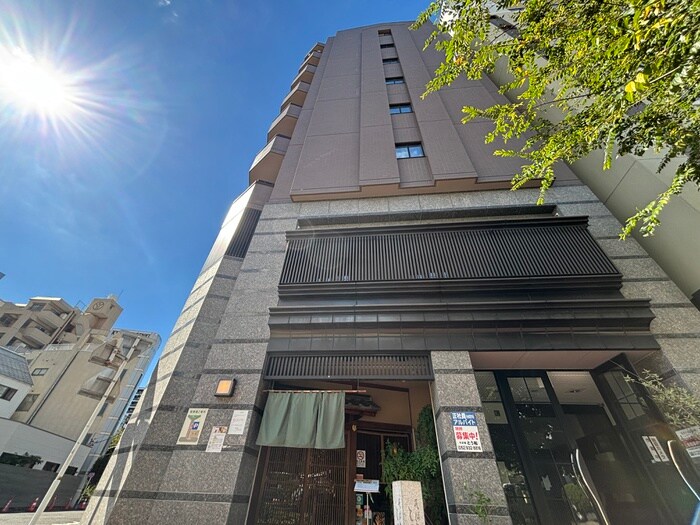 グランデ泉の物件外観写真