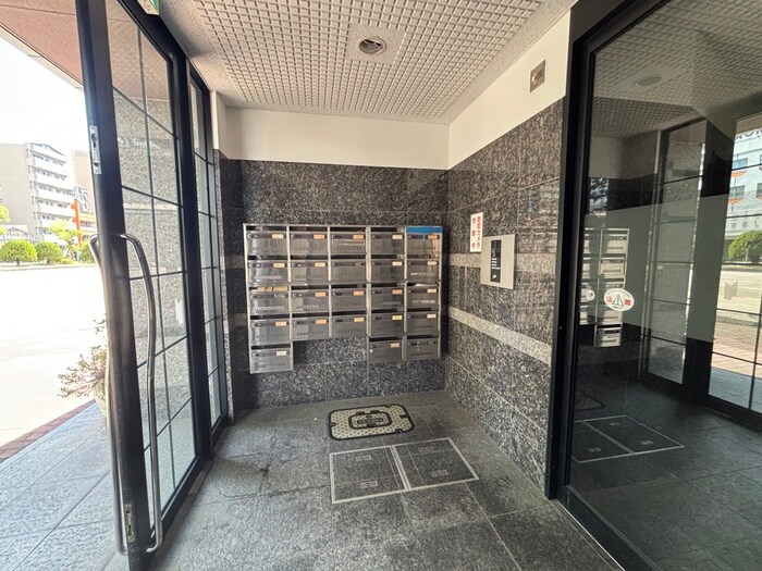 グランデ泉の物件外観写真