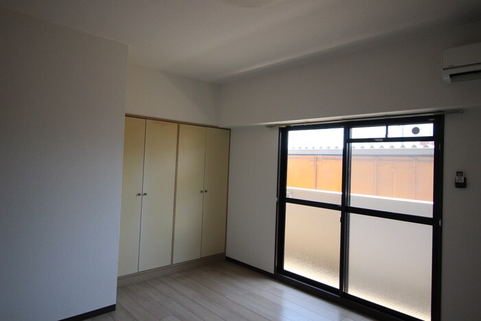 ＨＫマンション北沢　東棟の物件内観写真