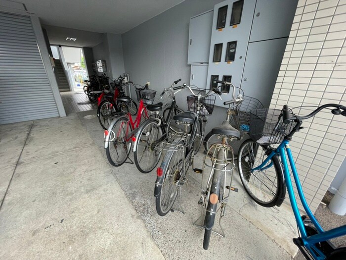 メゾン和幸の物件外観写真