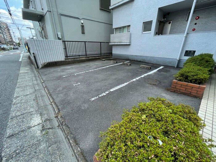 メゾン和幸の物件外観写真