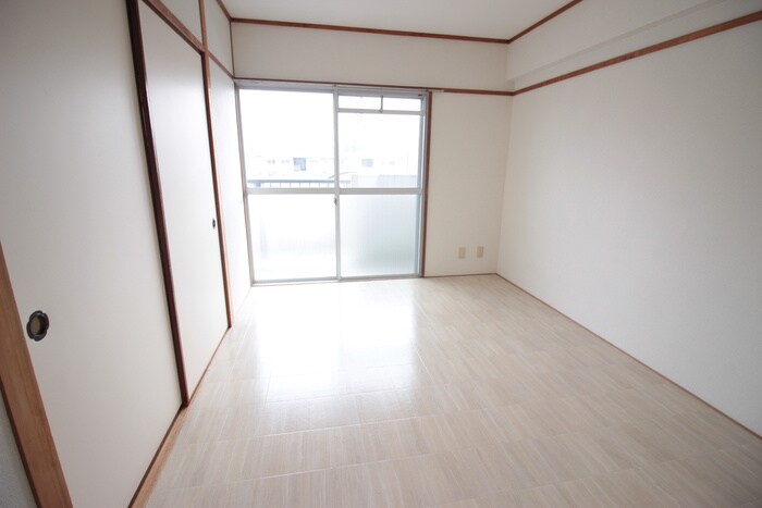 メゾン和幸の物件内観写真