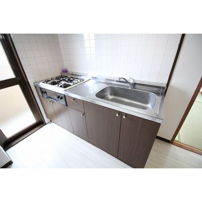 金龍コーポ苗代の物件内観写真