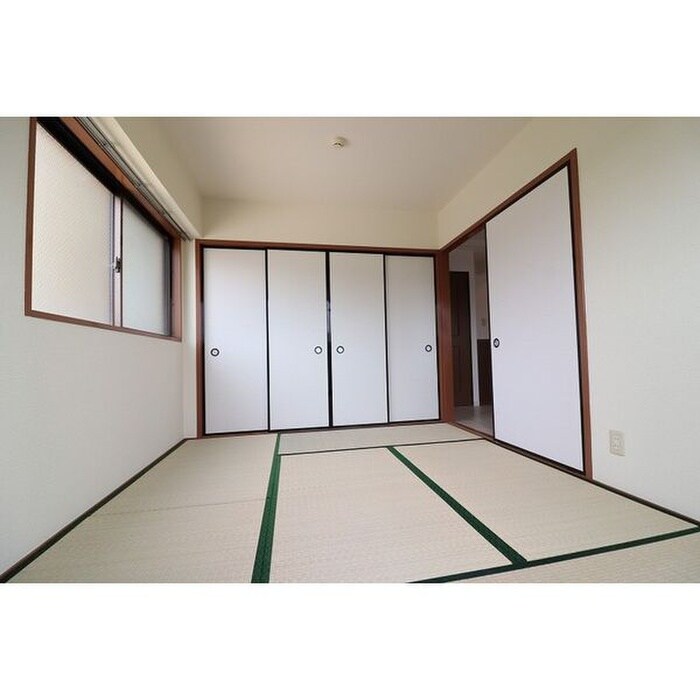 金龍コーポ苗代の物件内観写真