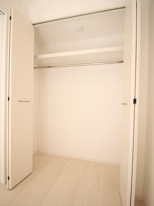 リーデンス名古屋駅西の物件内観写真