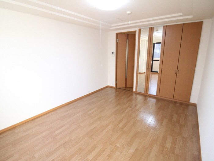 ルーエンハイム切戸の物件内観写真