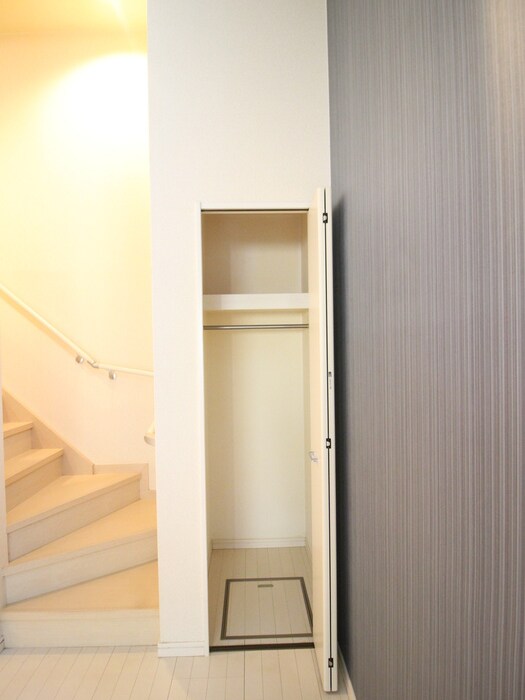 カーサ・フィオーレＲの物件内観写真