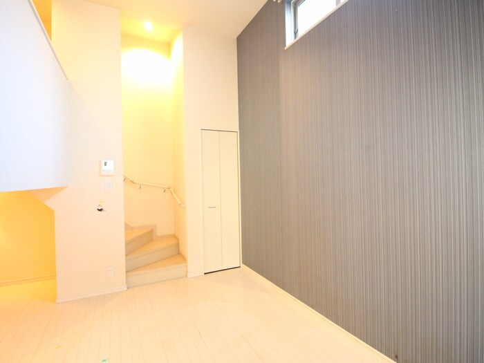 カーサ・フィオーレＲの物件内観写真