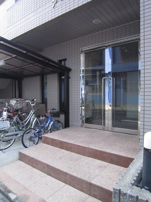 ア－ク京田町の物件外観写真