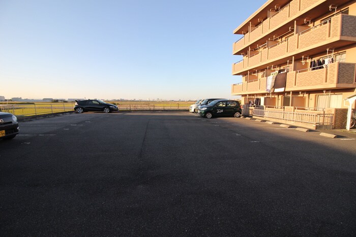 ＧＸ小垣江の物件外観写真