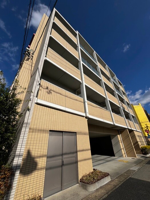 フォレルの物件外観写真