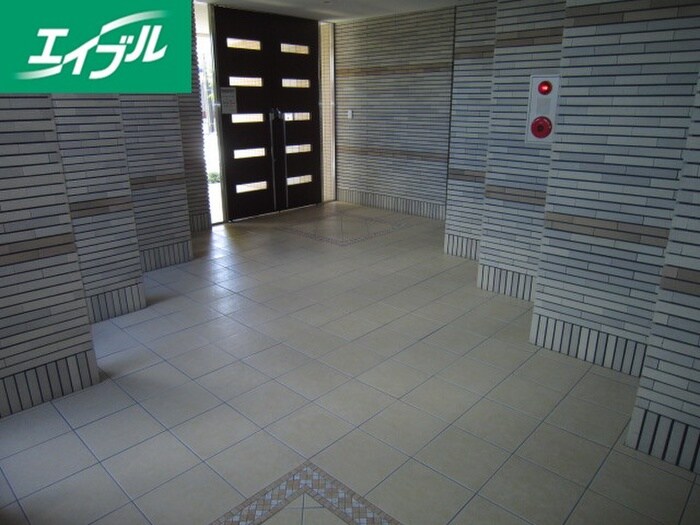 フォレルの物件外観写真