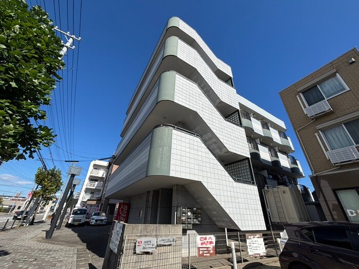 タウンコート末広の物件外観写真