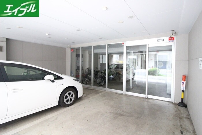 ジラ－ルペルゴの物件外観写真