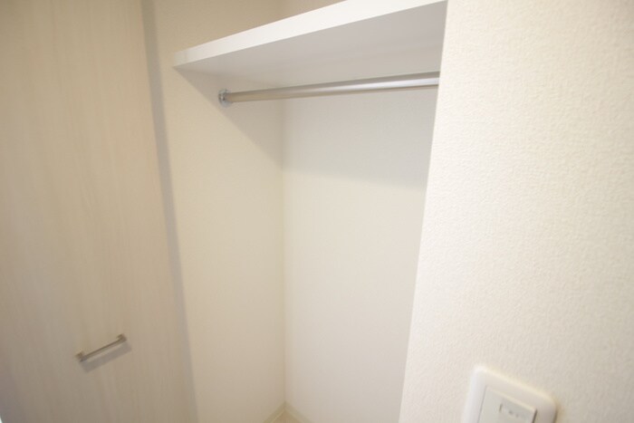 プレサンスSAKAEフロントの物件内観写真