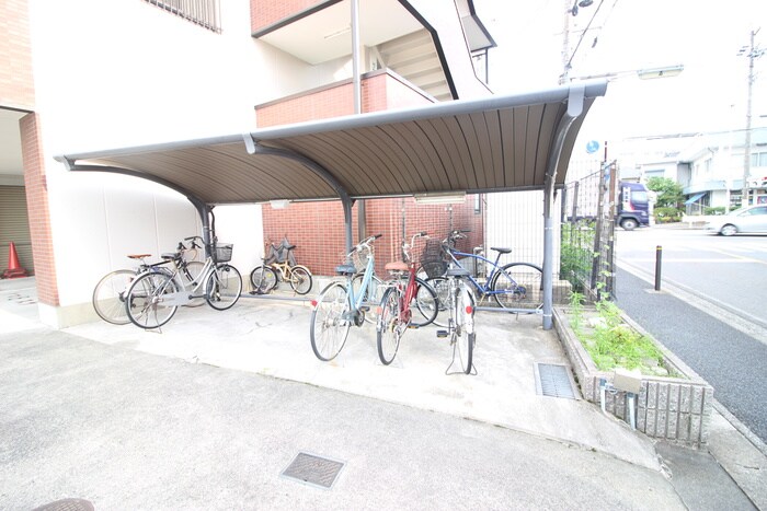 グロ－リアス城Ⅱの物件外観写真