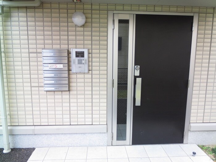 クレセントⅥの物件外観写真