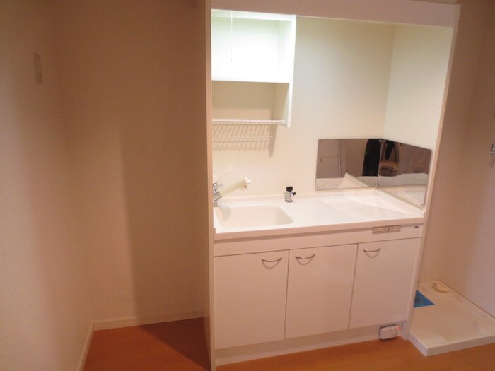 フォービエン川西の物件内観写真