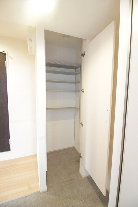 ウィング・マレの物件内観写真